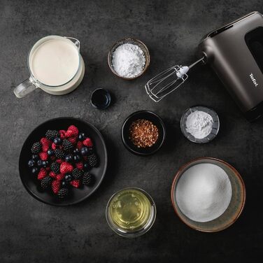 Ручний міксер Tefal Power Mix Silence HT650E, 600 Вт, тиха робота, 2 віночки, 2 гачки, регулятор швидкості, турбо, сірий