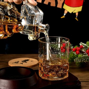Набір віскі: декантик у формі бомби та 2 келихи з дерев'яною підставкою - для скотчу, бурбону, лікеру. Подарунок для чоловіків, батька, чоловіка, друга на ювілей, день народження