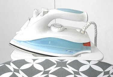 Прасувальна дошка стандартна з рукавом Eurogold 120 см x 38 см