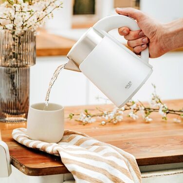 Електричний чайник Adler 0.6 л - компактний, бездротовий, з нержавіючої сталі, для кемпінгу та подорожей, ідеальний для літніх людей