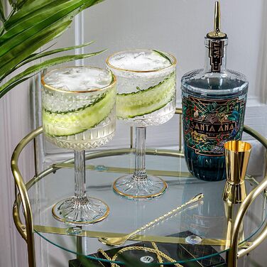 Набір келихів для джину Vemacity Luxuriöses Gin Gläser 2er Set: 2 келихи з золотими деталями (450 мл), ложка, мірний стакан, E-book з рецептами. Чудовий подарунковий набір.