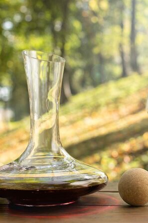 Decanter & Accessories (Cleaning Pearls, Cork Stopper, Trivets & Coasters) - 100% Handmade in Europe Lead-Free Crystal Glass Wine Decanter for Red Wine - Unique Gift Idea