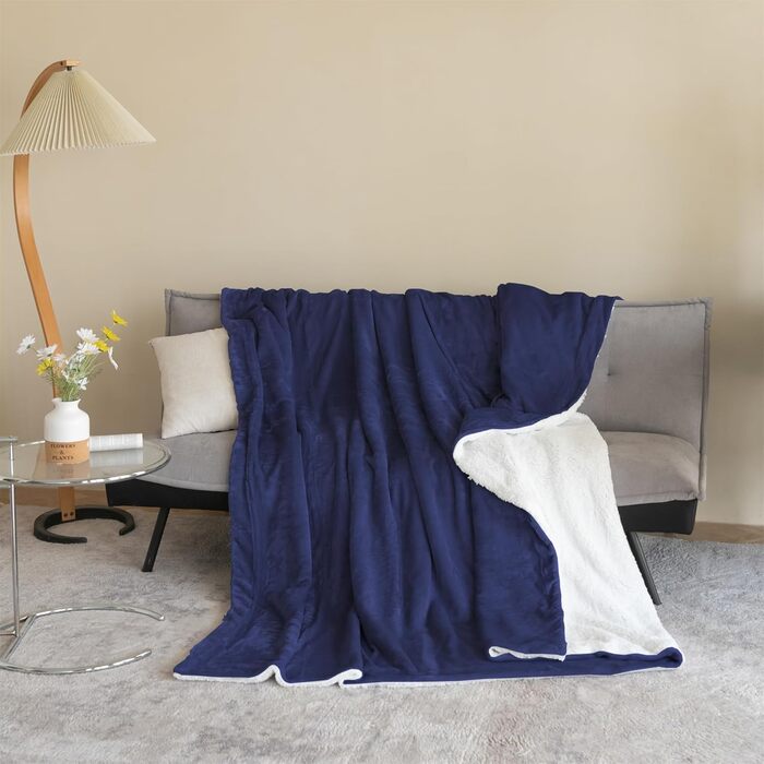 Плед Sherpa Marineblau 130x150см: теплий та м'який плед для дивану