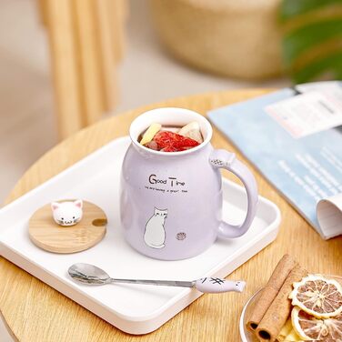 2-Pack Cat Mugs - Cute Ceramic Coffee Cups Set of 2 with Bamboo Lid and Spoon. Novelty Morning Cup Coffee, Milk, Tea Cups - 3D Cat Animal Mugs for Cat Lovers (Red and Purple)