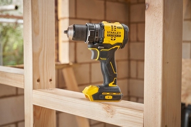 Дриль-шурупокрут без удару STANLEY 60Нм, 2 x 2.0Аг, TSTAK