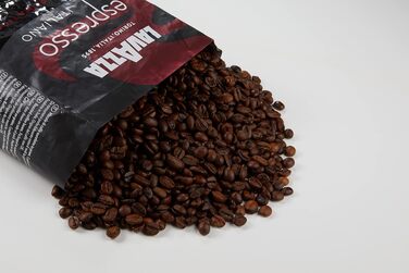 Кава в зернах Lavazza Aromatico, суміш арабіки та робусти, середній обсмал, нотки какао та спецій, інтенсивність 8/10, 1 кг