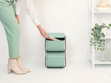Сміттєвий кошик з кришкою Brabantia Sort & Go 16-20 л, для сортування відходів та тари, світло-зелений (Jade Green)