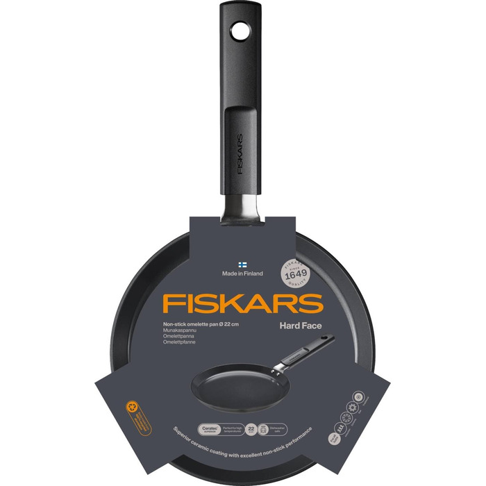 Сковорода для омлету Fiskars Hard Face 22 см, алюмінієва, антипригарна, підходить для всіх плит, чорна