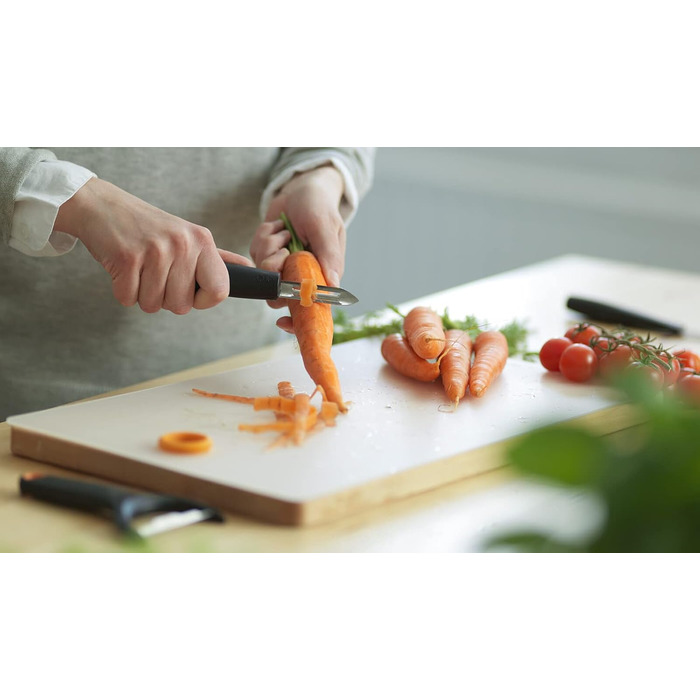 Овочечистка Fiskars Functional Form 18 см, сталь/пластик, чорно-помаранчевий (набір 2 шт) 1014419