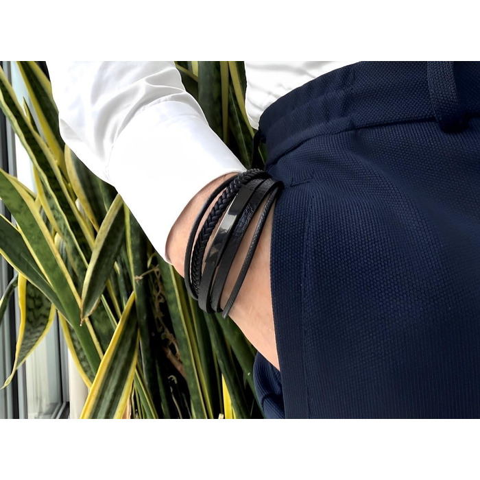 Чоловічий шкіряний браслет Lederarmband Schwarz з магнітним застібкою, регульований (19.5-23 см)