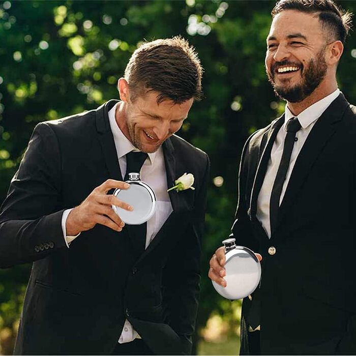 Набір з 2 флаконів для алкоголю з нержавіючої сталі, 177 мл, для віскі, коньяку, кемпінгу, подорожей, барів та вечірок (сріблястий)