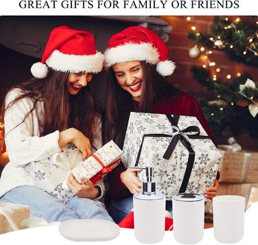 Набір аксесуарів для ванної кімнати (4 шт) з пластику: тримач для зубних щіток, стаканчик, дозатор мила, мильниця. Білий колір