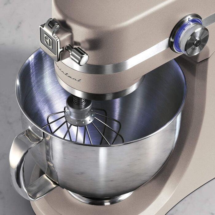 Тістоміс Electrolux EKM5570 з нержавіючої сталі, 1200 Вт, 10 швидкостей, з вінчиком та кришкою, пісочний колір
