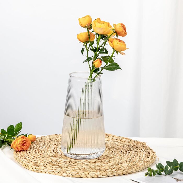 Скляна ваза Dekovase з рельєфною поверхнею для декору інтер'єру | 20 см