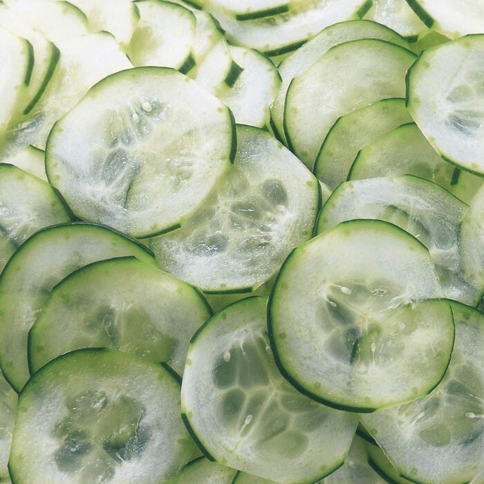 Терезка Kyocera Universal для овочів та фруктів, червона, з керамічними лезами, з захистом пальців, ергономічна, з отвором для підвішування