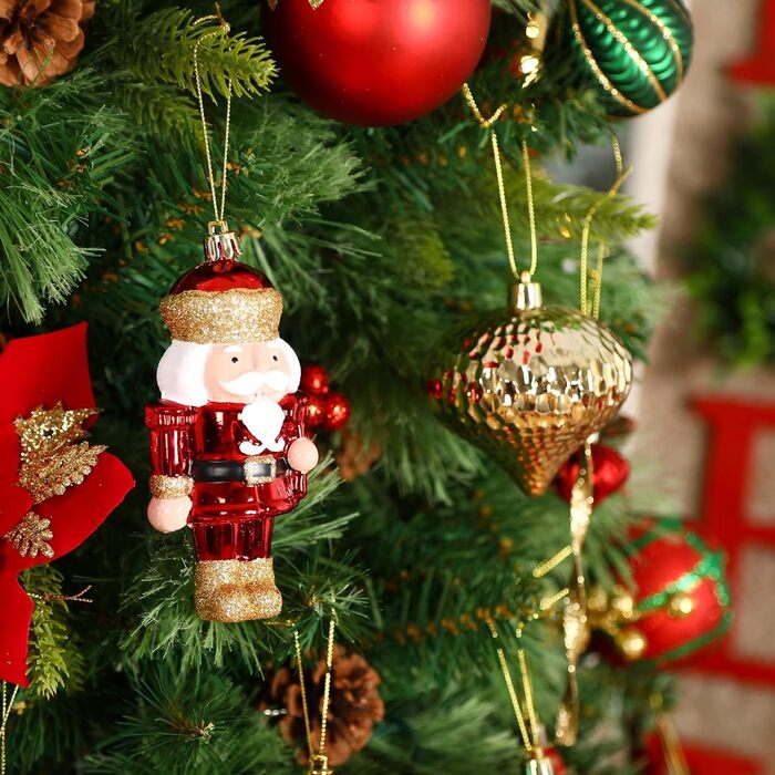 Набір прикрас на ялинку Shareconn 135 шт. - міцні ялинкові кулі з мотузкою, різні розміри та кольори (червоний, зелений, золотий) для декору ялинки в приміщенні та на вулиці