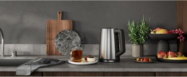 Електрочайник AEG K5-1-6ST Deli 5, 2400 Вт, 1,7 л, 5 температур, нержавіюча сталь, авто відключення, захист від протікання, відкривання однією рукою