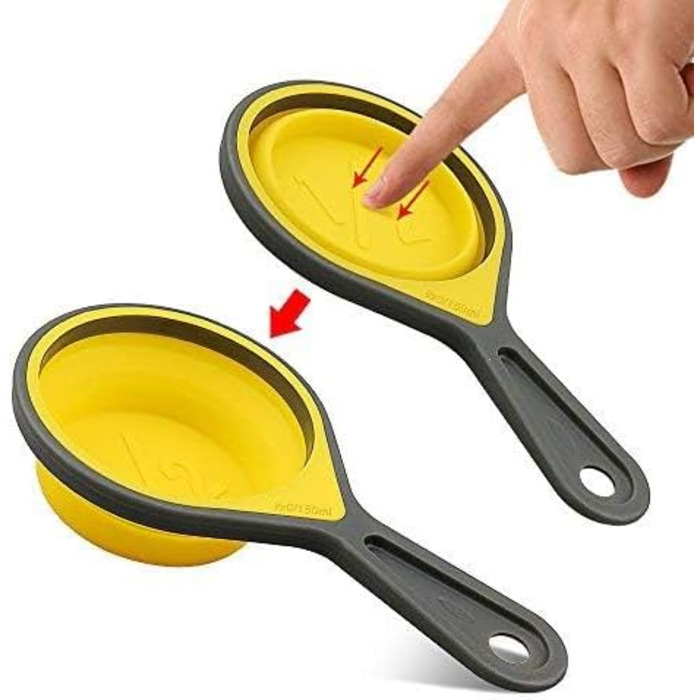 leepiya Measuring Cup and Spoon Set, Folding Measuring Cups, 8-Piece Measuring Tool, Engraved Metric / US Markings for Liquid and Dry Measurement, Space-Saving, BPA-Free Silicone