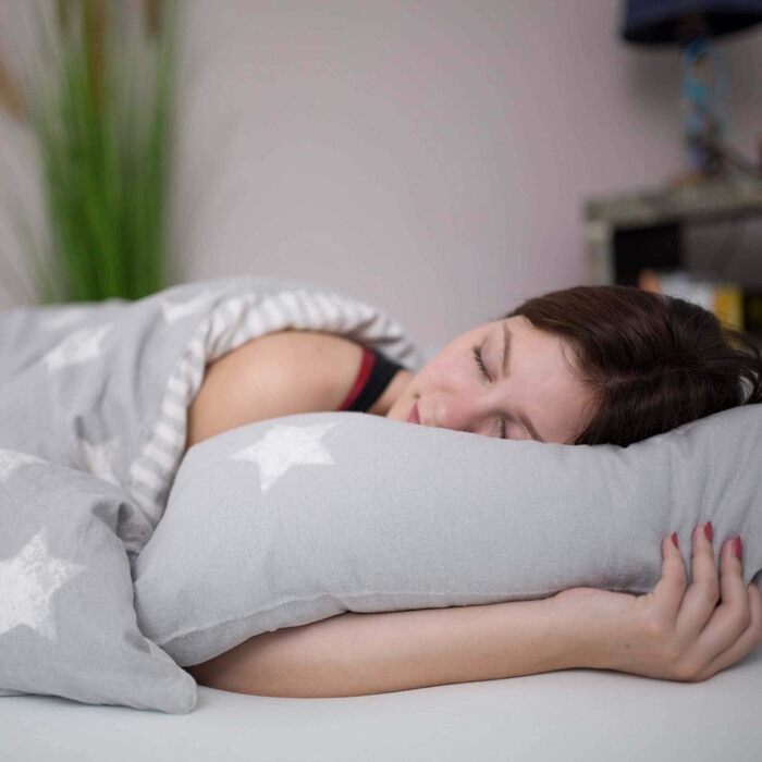 Genius eazzzy Pillow 80x80 cm - orthopedic sleeping pillow for restful sleep with hypoallergenic cover made of Aloe Vera + milk fibers | washable & dryer-safe