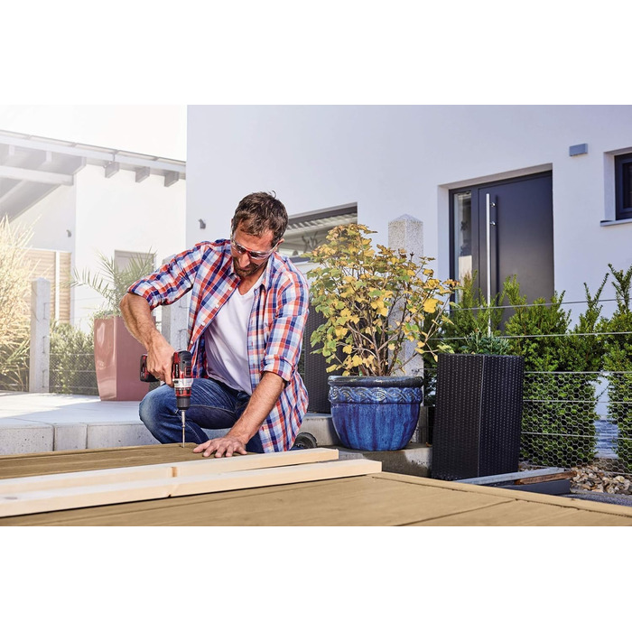 Акумуляторний дриль-шуруповерт Einhell TE-CD 12/1 Li (2x2.0Ah) – Li-Ion, 12V, 2-швидкісний, LED, металеве редуктор, зарядний пристрій + 2x2.0Ah акумулятори