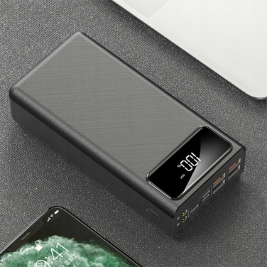 Повербанк 50 000 mAh з ліхтариком та вбудованими кабелями (4xUSB, USB-C, Lightning)