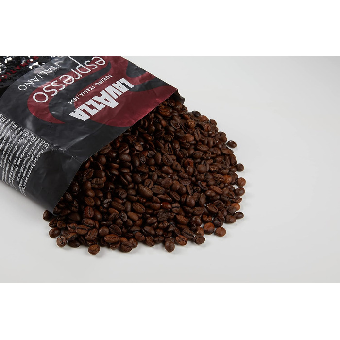 Кава в зернах Lavazza Aromatico, суміш арабіки та робусти, середній обсмал, нотки какао та спецій, інтенсивність 8/10, 1 кг