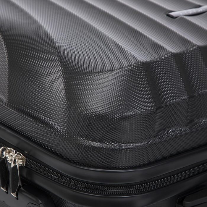 Набір валіз-ролерів (3 шт): M, L, XL, білий слонова кістка. Набір валіз з жорстким корпусом, коліщатками 360°, кодовим замком, зручною ручкою.