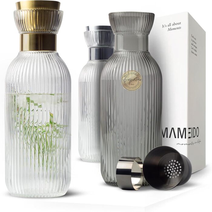 MAMEIDO Water Carafe 1l & 1.5l - Glass Carafe with Lid & Strainer, Mouth-Blown Glass Carafe, Water Jug with Elegant Appearance for Special Occasions, Carafes for Gifting (Crystal Gold, 1000ml)