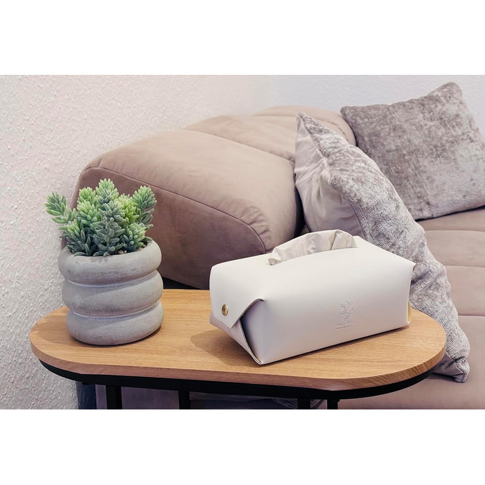 Genuine Leather Cosmetic Tissue Box, Handmade, Made in Italy, perfect for living rooms, bathrooms, kitchens, and office/study (Beige)