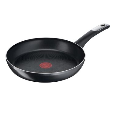 Сковорода Tefal Hard Titanium Essential 28 см антипригарна, з індикатором нагріву, виготовлена у Франції