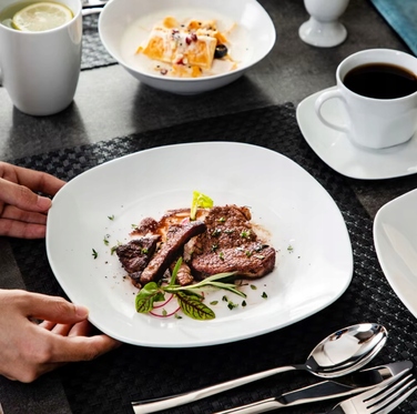 Елегантний білий порцеляновий обідній сервіз на 6 осіб, 50 предметів