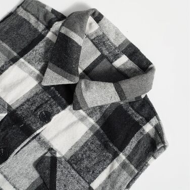 Флісова жилетка для жінок на зиму: тепла, м'яка, універсальна. Ідеальна для осені та зими. Чорний колір, розмір S