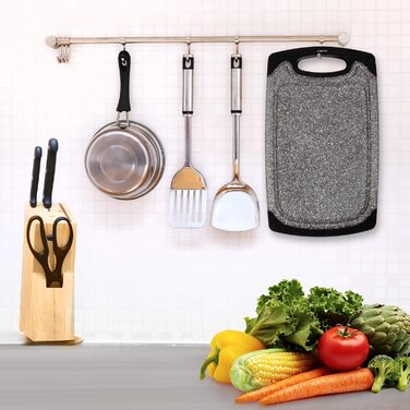 Набір з 3-х обрізних дощок Famiry: пластик, антиковзаюча поверхня, з ручкою, сафтові канавки, BPA-free, придатні для миття в посудомийній машині