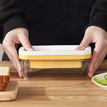 Plastic butter shaper, butter container with lid for the refrigerator, easily cuts two 113 ml sticks of butter