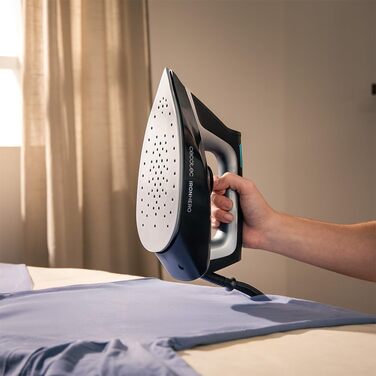 Станція для прасування Cecotec IronHero H-2800 Station Horizontale, 2800 Вт, керамічна підошва, антинакип, автоматичне вимкнення