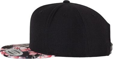 Кепка бейсболка Flexfit унісекс з квітковим принтом, червона, один розмір