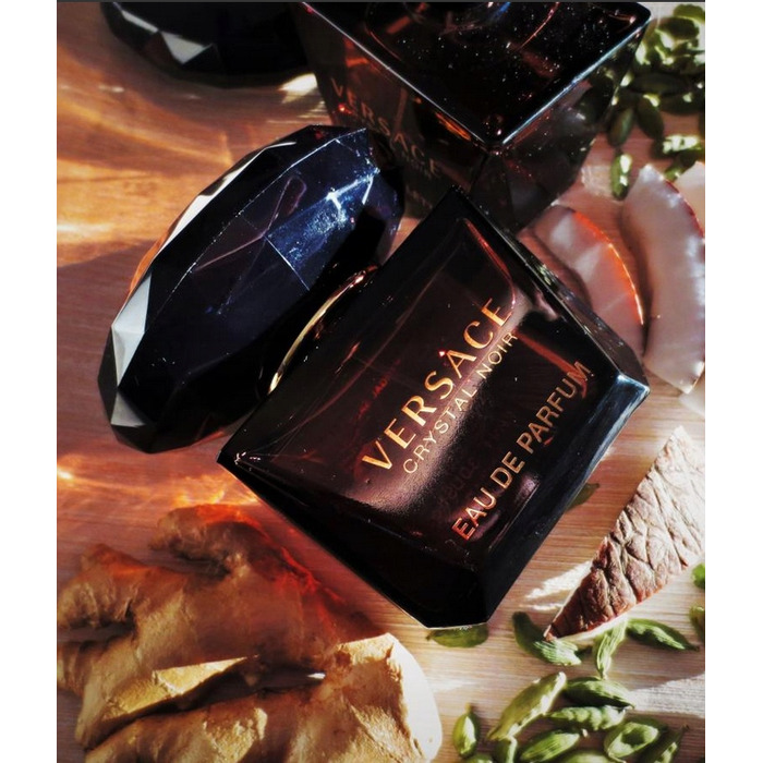Жіноча парфумерна вода Versace Crystal Noir, 90 мл