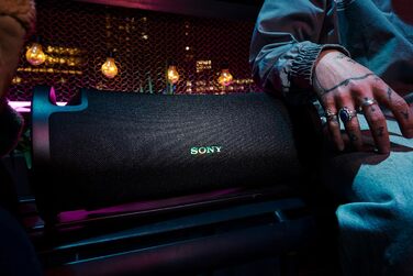 Sony ULT Field 7: Портативна Bluetooth колонка з ULT Bass Boost, 30 год автономії, Powerbank, захист від води/пилу, LED, мікрофон/гітара - Чорний