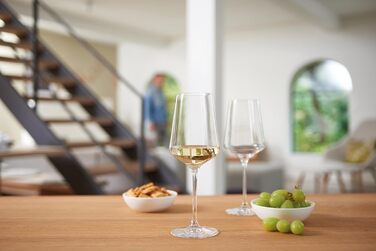 Набір келихів для вина Riesling LEONARDO HOME Puccini (6 шт.) • Стійкі до подряпин келихи (400 мл) • Можна мити в посудомийній машині та довговічні • Класичні келихи для білого вина • Сучасний дизайн • Келих Riesling Puccini • 069540 Келих 400 мл 6 шт.