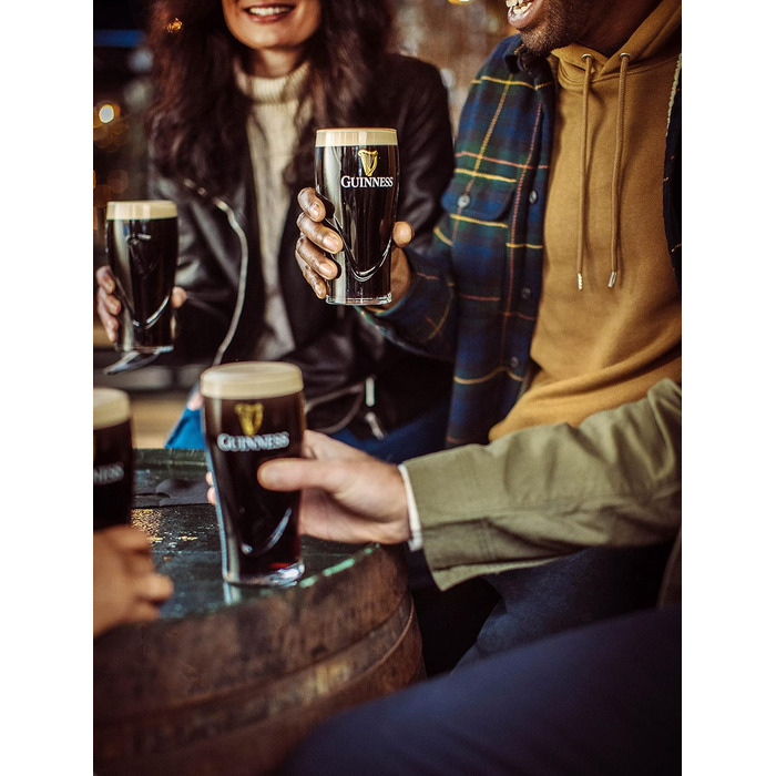 Набір з двох келихів Guinness з логотипом та дизайном арфи, 568 мл