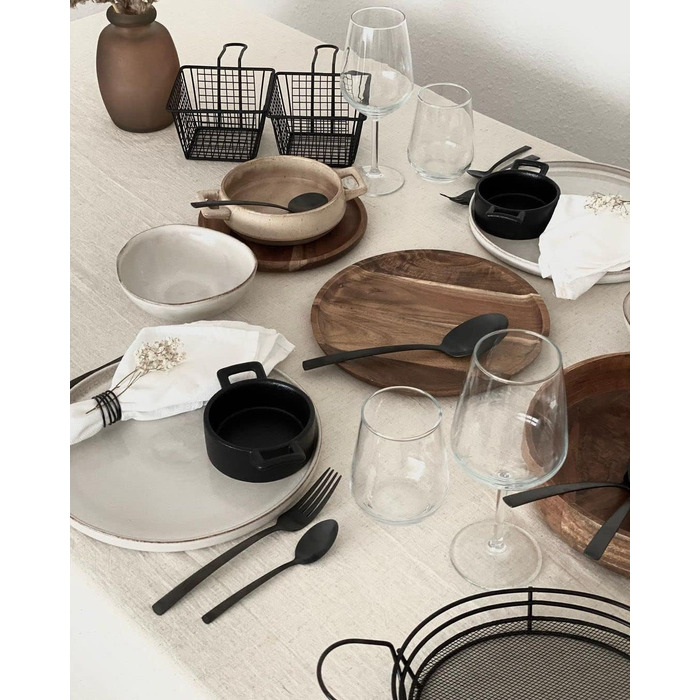 ECHTWERK Tableware Set Avelino, Black Edition, 20-piece, cutlery set for up to 4 people, 18/10 stainless steel, matte finish, high-quality cutlery set, for dining table, table decoration for weddings & festive occasions.