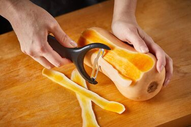 Овочечистка Fiskars Functional Form Y-подібна, 15 см, сталь/пластик, чорна (1016122)