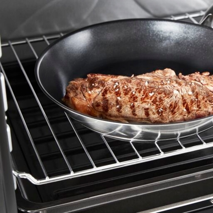 Набір сталевих сковорідок TEFAL Infinite 28/30 см, для індукційних та газових плит, з антипригарним покриттям