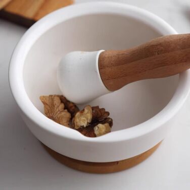 Ступка керамічна з товкачиком на бамбуковій підставці 12 см для спецій та трав - Млинок для перцю, ванілі, морської солі