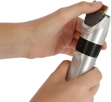 Акумуляторна машинка для стрижки Onyx з аксесуарами та запасними лезами