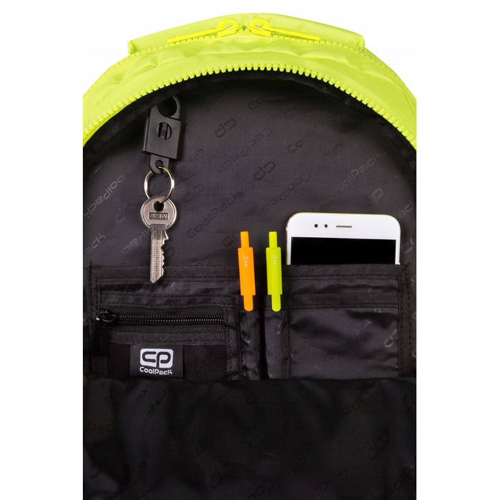 Багатовідсіковий шкільний рюкзак CoolPack, чорний з жовтими та золотистими акцентами, 21 л