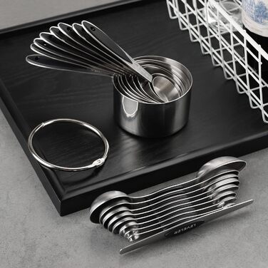 Measuring cup and spoon set, stainless steel, includes 8 sturdy measuring cups, 8 double-sided magnetic measuring spoons, and 1 leveler for dry and liquid ingredients