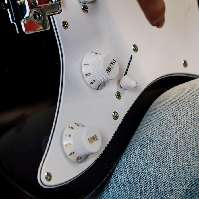 Електрогітара 3/4 для дітей та підлітків 3rd Avenue XF Starter Kit з чохлом, ременем, медіаторами та каподастром - Чорний