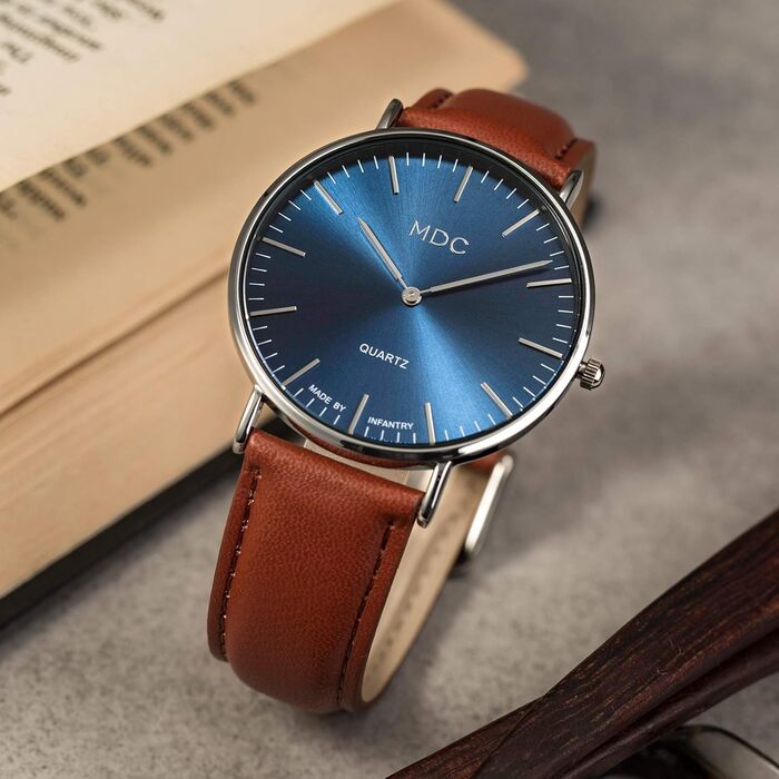 Чоловічий годинник Infantry MDC: мінімалістичний дизайн, кварцовий механізм, шкіряний ремінь, блакитно-сріблястий колір