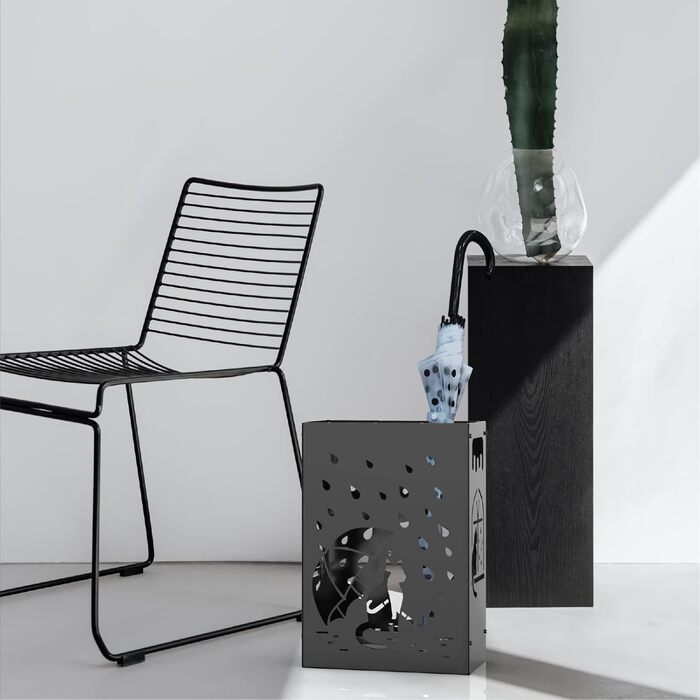 Mango Monstera Umbrella Stand - Black Raining Cats Design | Decorative Entryway Stand